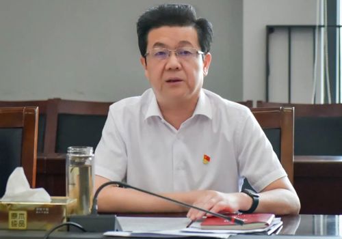 我校党委理论学习中心组召开《习近平著作选读》专题学习会